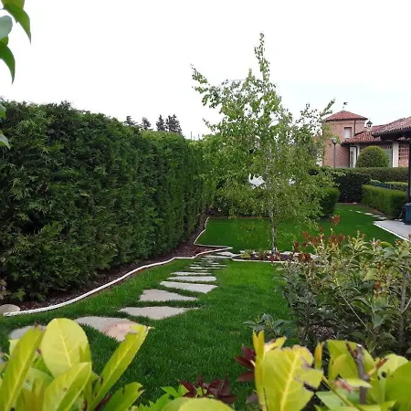 Bed & Breakfast Casa Arge La Morra